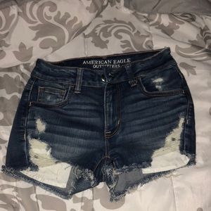 American Eagle 🦅 high rise cut off jean shorts.
